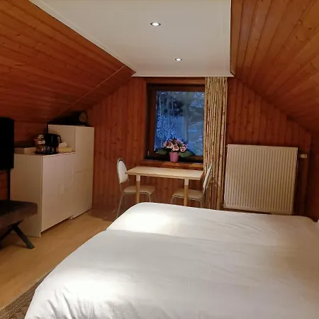 Le Reclus Bed and Breakfast